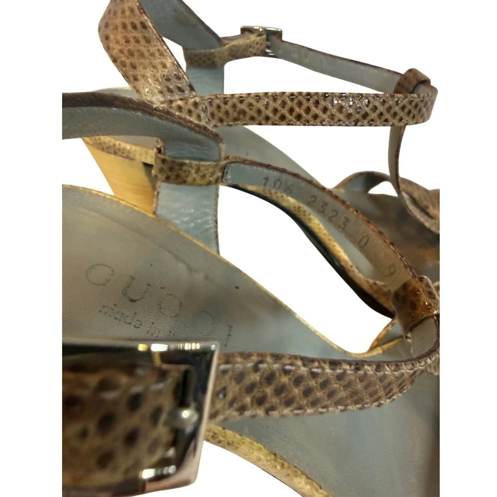 Gucci Womens Snakeskin Embossed T-Strap Block Heel Sandals Brown Tan Size 9